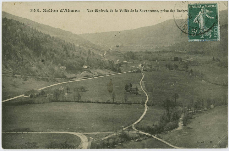 Ballon d'Alsace, vue générale de la vallée de la Savoureuse prise des Roches du Cerf.