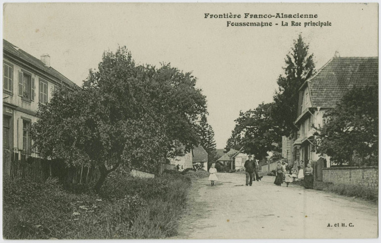 Frontière Franco-Asalcienne, Foussemagne, la rue principale.