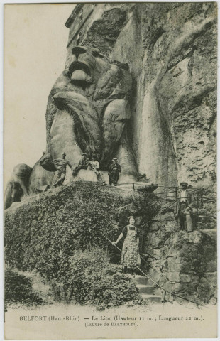 Belfort (Haut-Rhin), le Lion (hauteur 11 m. ; longueur 22 m.), œuvre de Bartholdi.