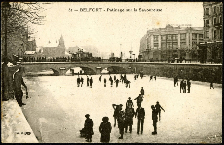Belfort, patinage sur la Savoureuse.