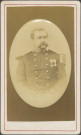 Officier du 42e régiment d'infanterie de ligne, épaulette à franges souples et contre-épaulette droite, décoré de 2 distinctions.