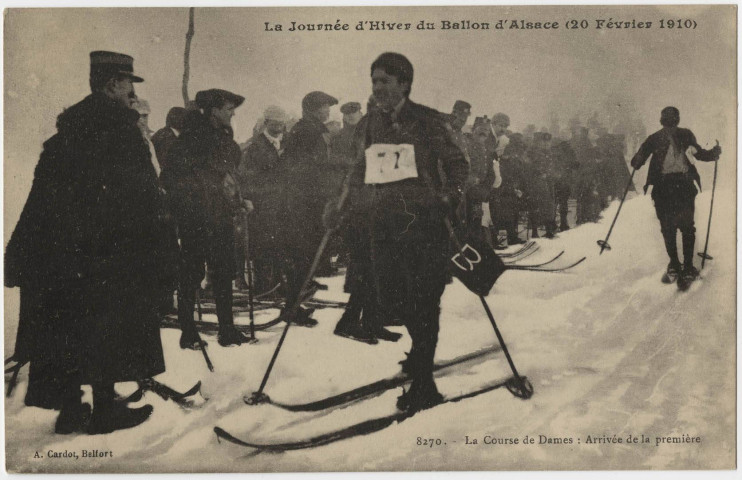 La journée d'hiver du Ballon d'Alsace (20 février 1910), la course de dames : arrivée de la première.