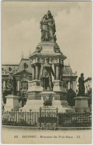 Belfort, monument des Trois Sièges.