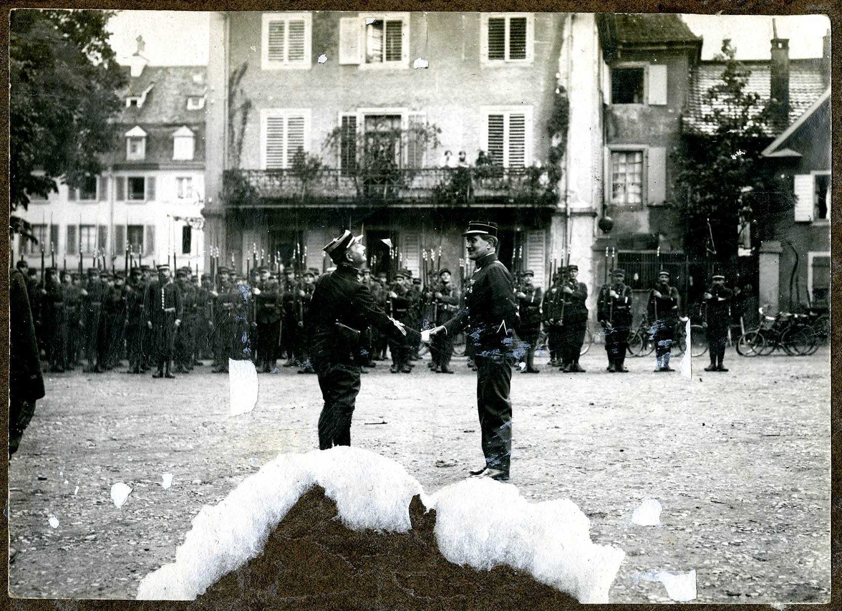 Masevaux, Grande-place, prise d'armes, [août-septembre 1914].