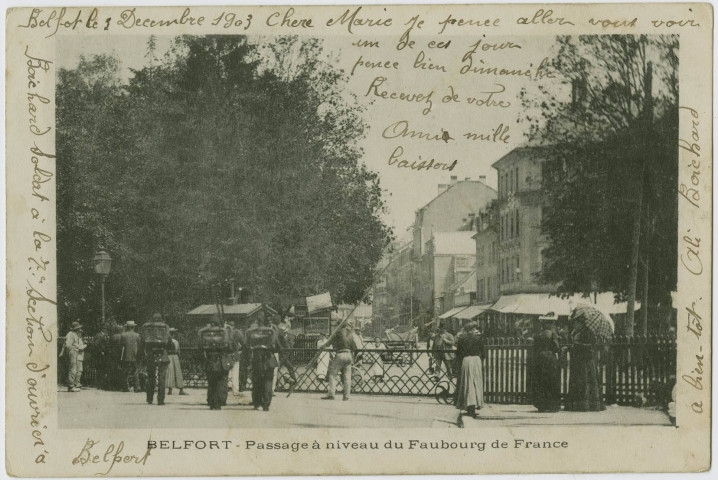 Belfort, passage à niveau du faubourg de France.