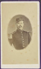 Officier d'infanterie de ligne, épaulette à franges souples et contre épaulette gauche.