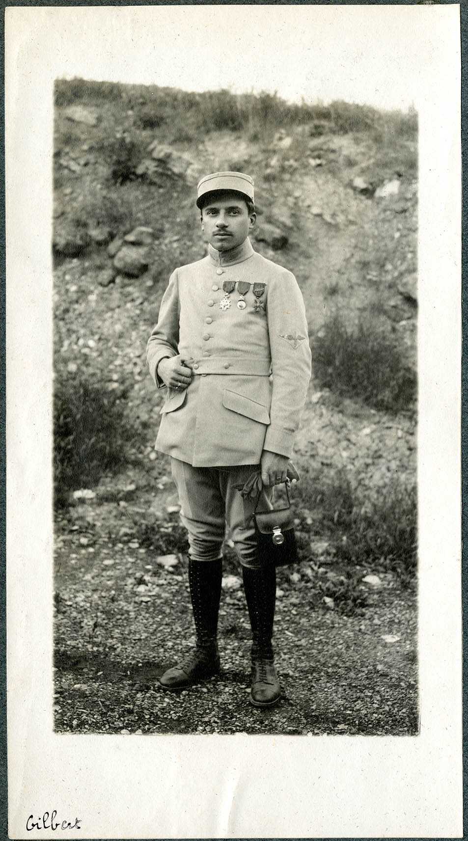 Belfort, Centre aéronautique militaire, Champ-de-Mars (Parc-à-Ballons), ouvrage de défense en contrebas de la butte des Forges, le sergent Eugène Gilbert, pilote.