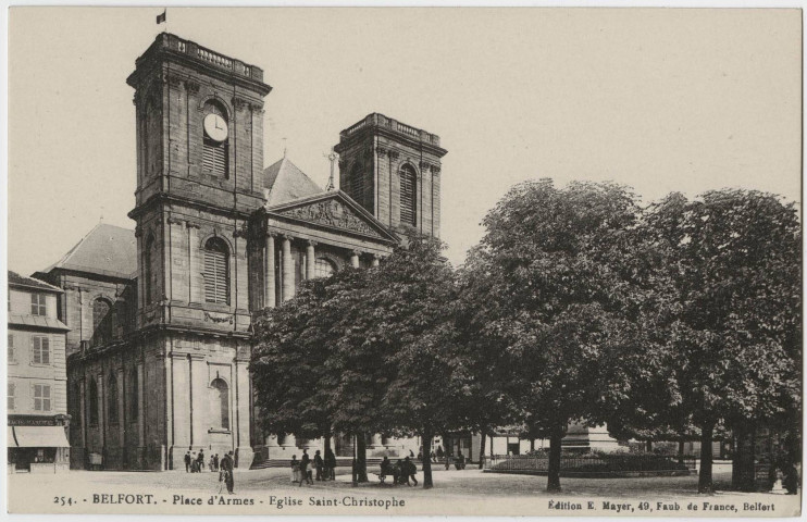 Belfort, place d'Armes, l’église Saint-Christophe.