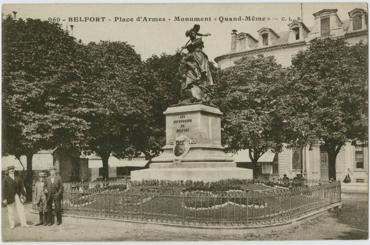 Belfort, place d’Armes, monument Quand-Même.