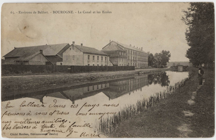 Bourogne, le canal et les écoles.