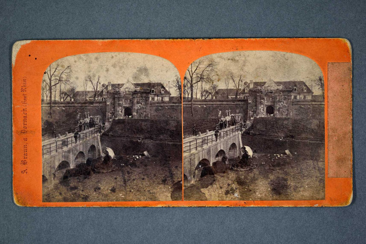 Neuf-Brisach (Haut-Rhin), rue de Colmar, Porte de Colmar (fortification), ruines.