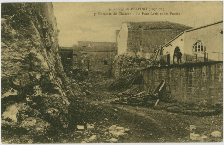 Siège de Belfort (1870-71), 3e enceinte du château, le Pont-levis et les Fossés.