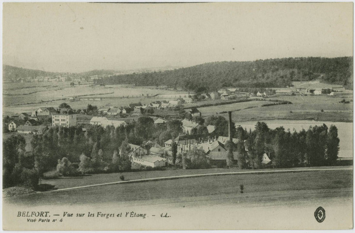 Belfort, vue sur les Forges et l'étang.