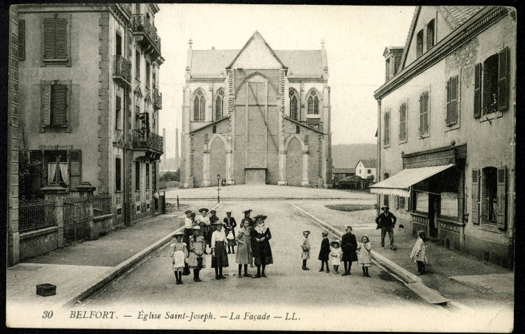 Belfort, église Saint-Joseph, la façade inachevée.