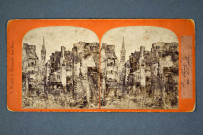 Saint-Cloud (Hauts-de-Seine), rue de l'église, le clocher de l'église paroissiale catholique Saint-Clodoald, ruines.