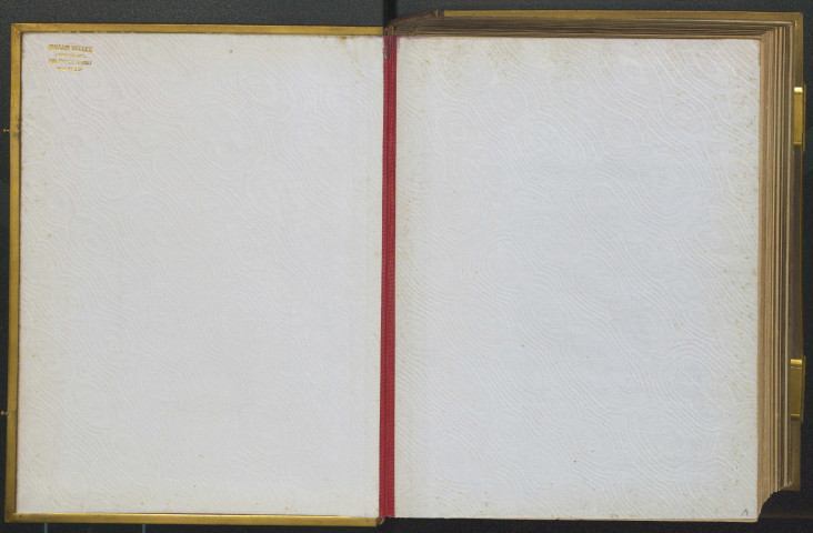 Officier du 42e régiment d'infanterie de ligne, épaulettes à franges souples, décoré de l'Ordre de la Légion d'Honneur (grade : Chevalier ; République).