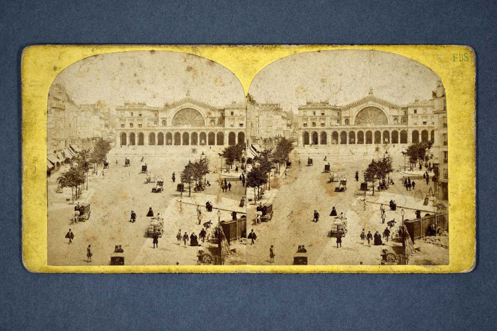 Paris (Xe arrt), boulevard de Strasbourg, gare ferroviaire de l'Est.