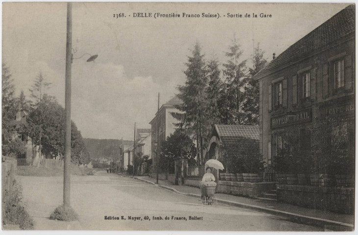 Delle (Frontière Franco Suisse), sortie de la gare.