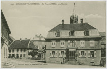 Rougemont-le-Château, place et hôtel du raisin.