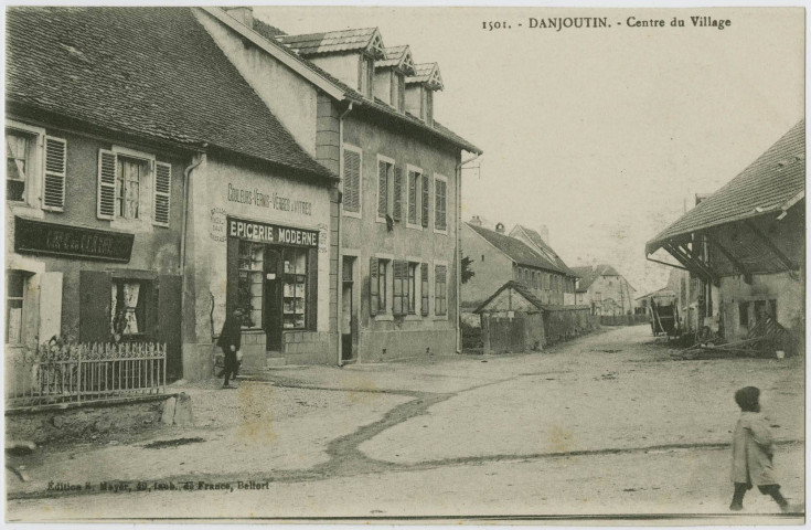Danjoutin, centre du village.