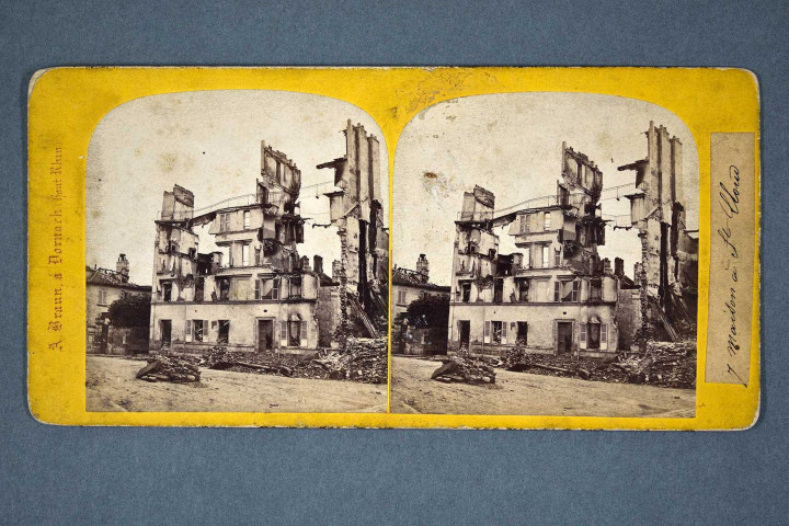 Saint-Cloud (Hauts-de-Seine), immeuble ruiné.