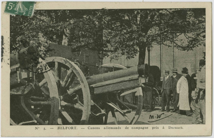 Belfort, canons allemands de campagne pris à Dornach.
