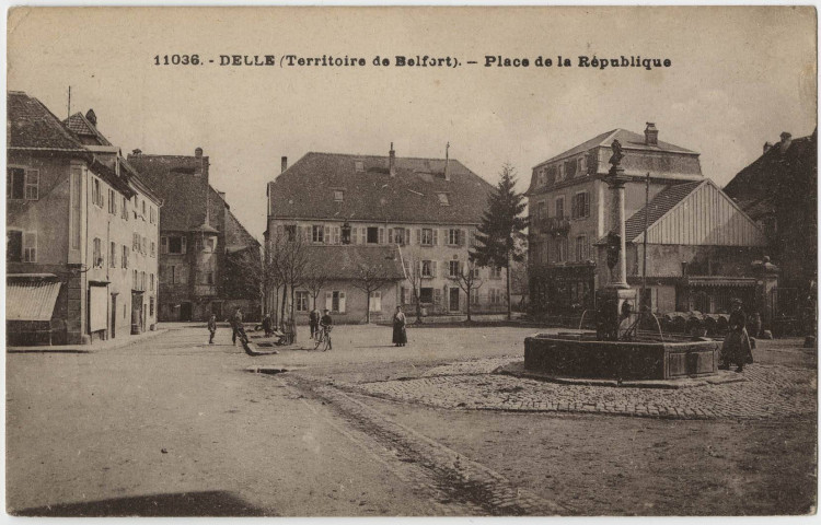 Delle (Territoire-de-Belfort), place de la République.