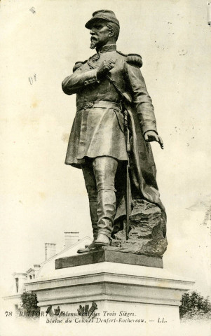 Belfort, monument des Trois Sièges, statue du colonel Denfert-Rochereau.