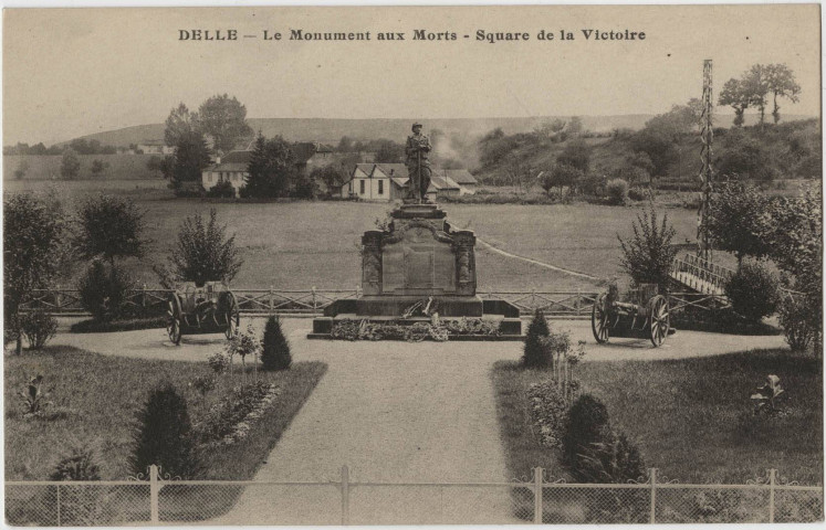 Delle, le monument aux Morts, square de la Victoire.