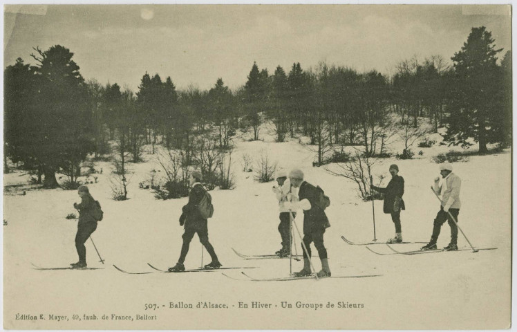 Ballon d'Alsace, en hivers, un groupe de skieurs.
