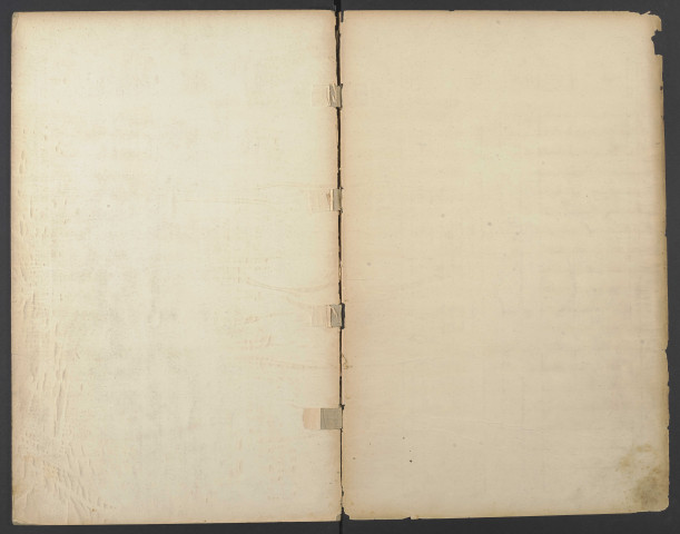 De 13 ans à 21 ans.