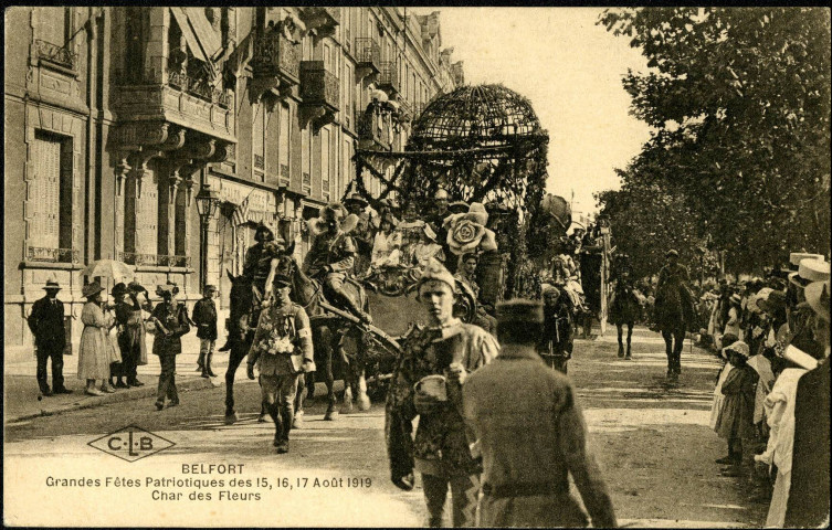 Belfort, grandes fêtes patriotiques des 15, 16, 17 août 1919. Char des fleurs.