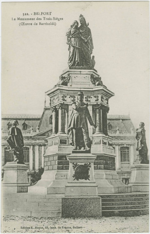 Belfort, le monument des Trois-Sièges (oeuvre de Bartholdi).