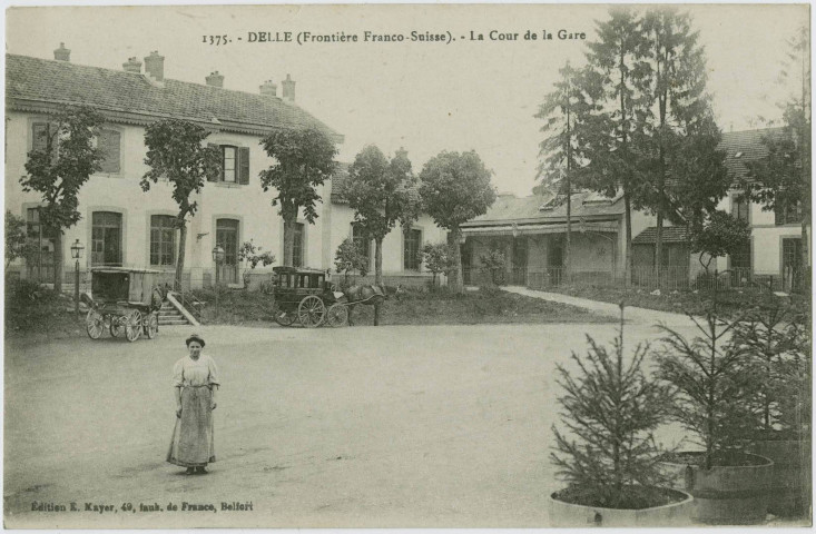 Delle (frontière franco-suisse), la cour de la gare.