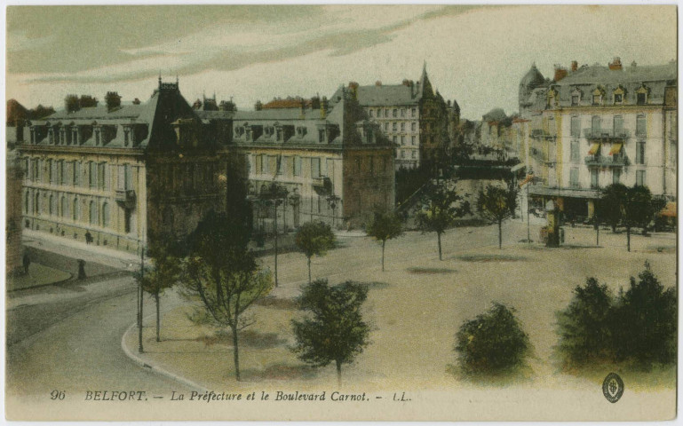 Belfort, la préfecture et le boulevard Carnot.