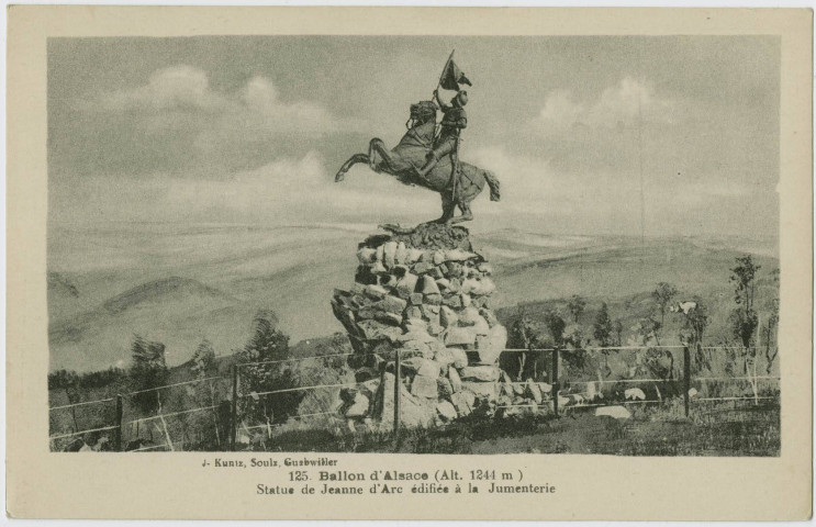 Ballon d'Alsace (alt. 1244 m.), statue de Jeanne d’Arc édifié à la Jumenterie.