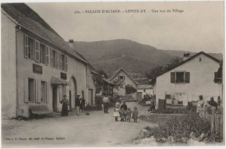 Ballon d’Alsace, Lepuix-Gy (Territoire-de-Belfort, France), une vue du village.