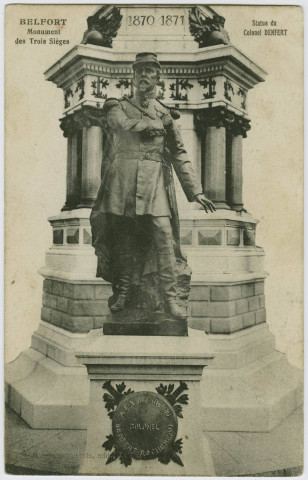 Belfort, monument des Trois Sièges, statue du colonel Denfert.