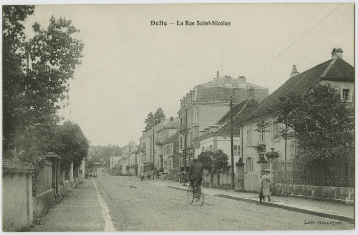 Delle, la rue Saint-Nicolas.
