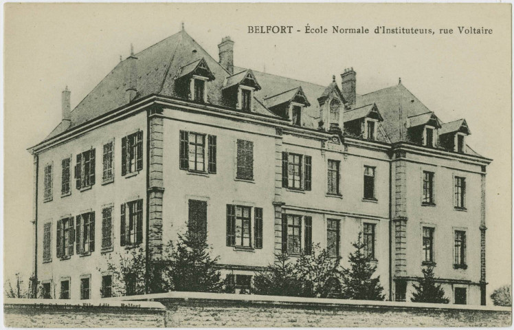 Belfort, école normale d'instituteurs, rue
                                Voltaire.