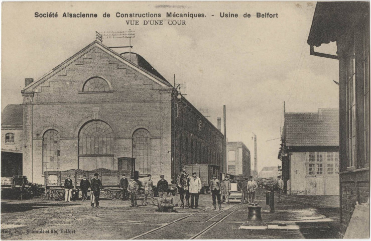Société Alsacienne de Constructions Mécaniques, usine de Belfort, vue d'une cour.